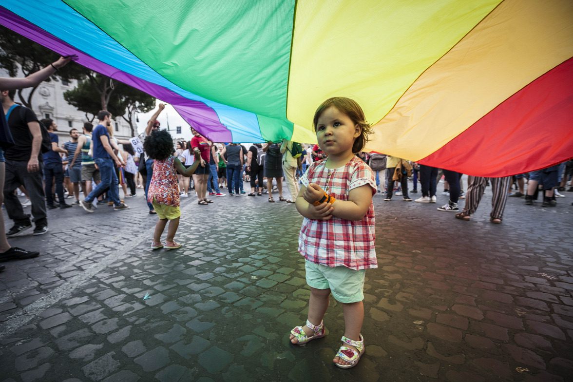 20201012gay pride parade 2016 in